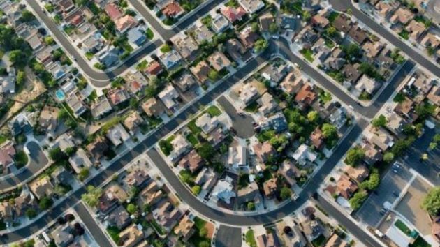 Gettyimages 520406748 