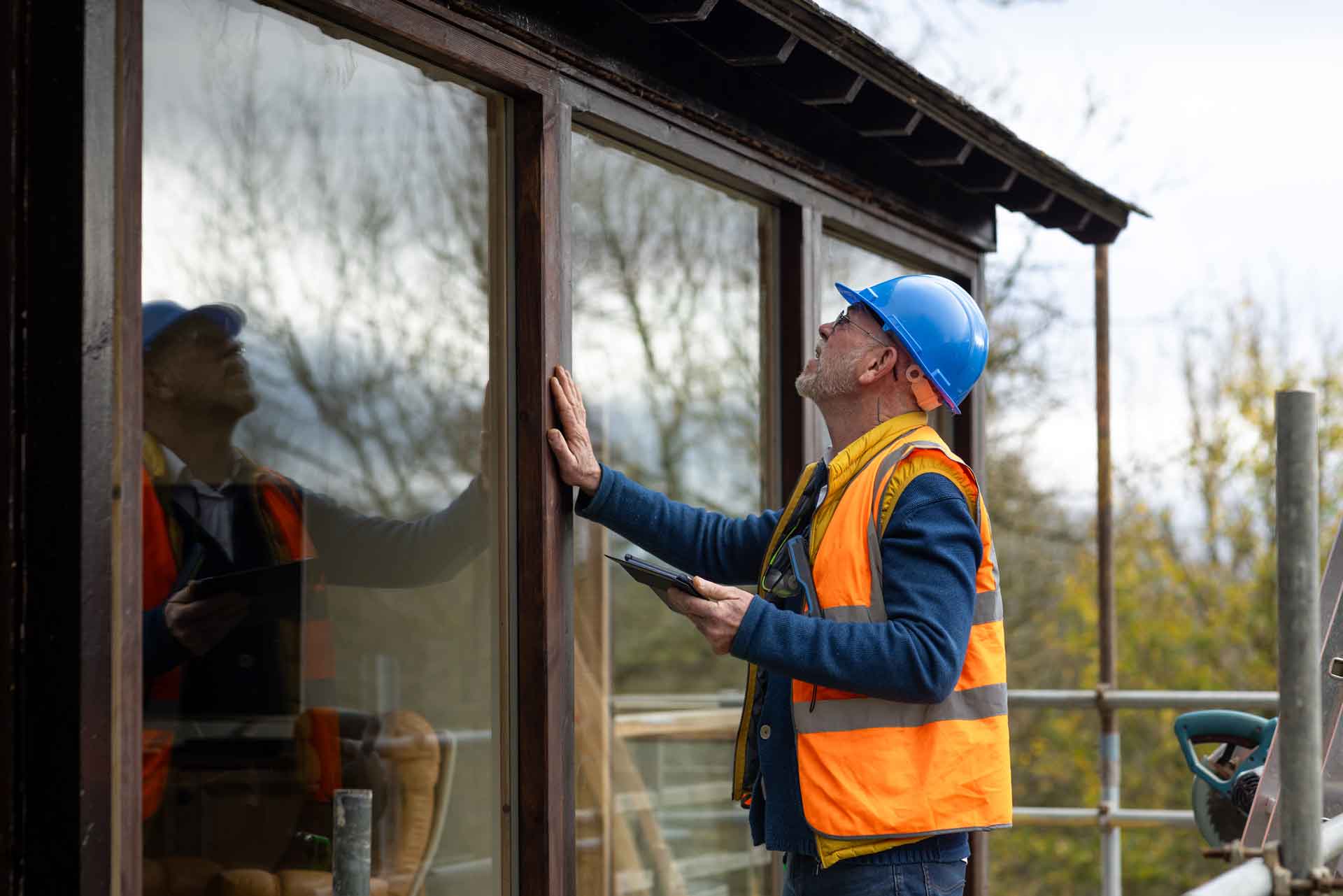 contractor-checking-windows