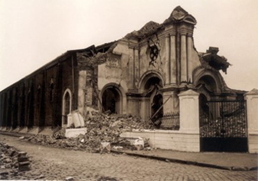 The unreinforced masonry cathedral in Challan's central square